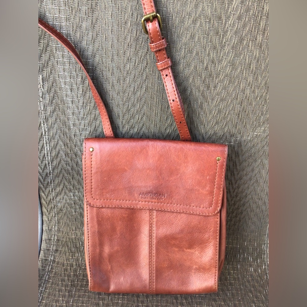 American Leather Co. KANSAS RFID Tan Leather Shoulder Messenger Bag